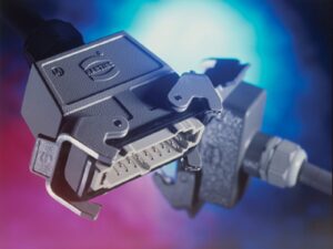 Stecker und Kupplungen